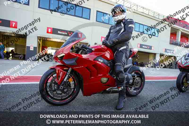 cadwell no limits trackday;cadwell park;cadwell park photographs;cadwell trackday photographs;enduro digital images;event digital images;eventdigitalimages;navarra;no limits trackdays;peter wileman photography;racing digital images;trackday digital images;trackday photos